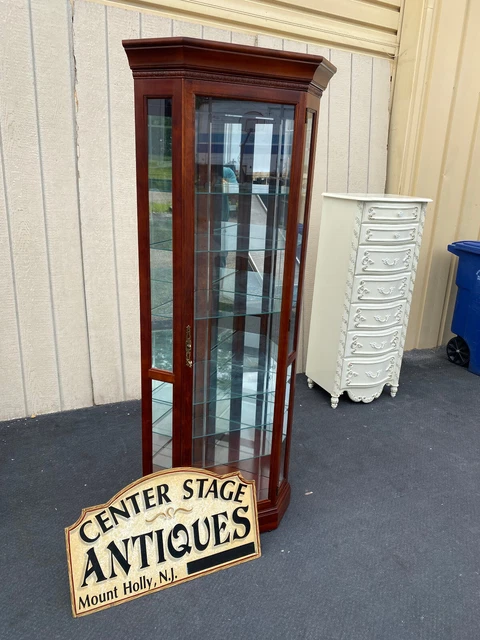 64480  HOWARD MILLER CLAREMONT Curio Corner Curio Cabinet