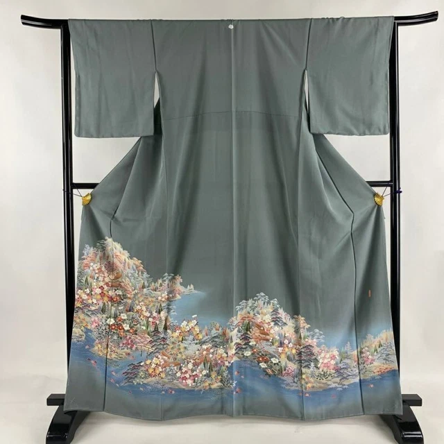 Woman Japanese Kimono Iro-Tomesode Silk Flowers Landscape Blur Gray Green