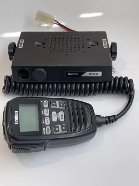 Uniden UH9060 UHF 80 Channel Radio.