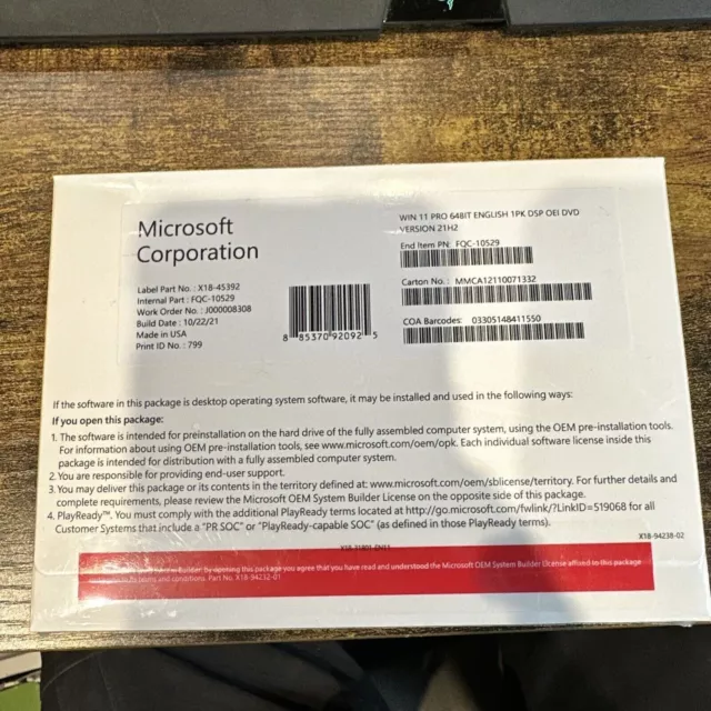 Microsoft Windows 11 Pro 64 Bit - DVD FQC-10529 (Royal Mail 24)