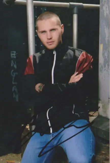 Danny Walters   **HAND SIGNED**  6x4 photo  ~  Eastenders  ~  AUTOGRAPHED