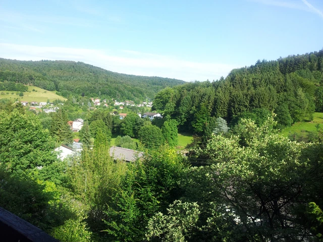 Sehr sonniges und ruhiges Baugrundstück in Bestlage