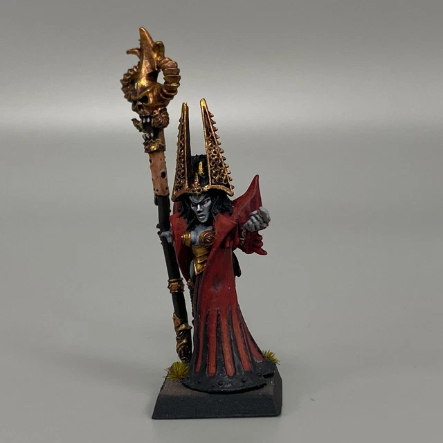 Morathi / Sorcière Elfes Noirs – Figurine Metal Games Workshop Warhammer
