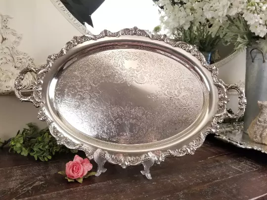 Baroque by Wallace Royal English Silver Plated Large Oval Serving Platter w/Feet