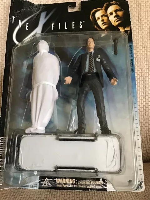 XFILES FOX MULDER 1998 McFarlane Fight The Future Series 1 Action Figure NEW