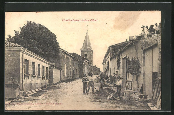 CPA Villotte-devant-Saint-Mihiel, vue de la rue avec l'Église 1905
