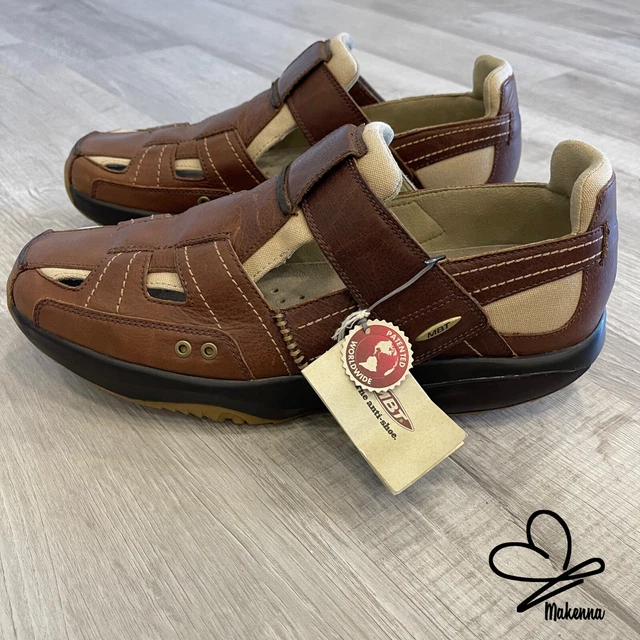 MBT Fumba Men 11.5 Fisherman Closed Toe Brown Leather Sandal Toning Walking Shoe