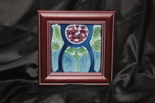 Villeroy & Boch (Dresden) Art Nouveau Tile, Circa 1900