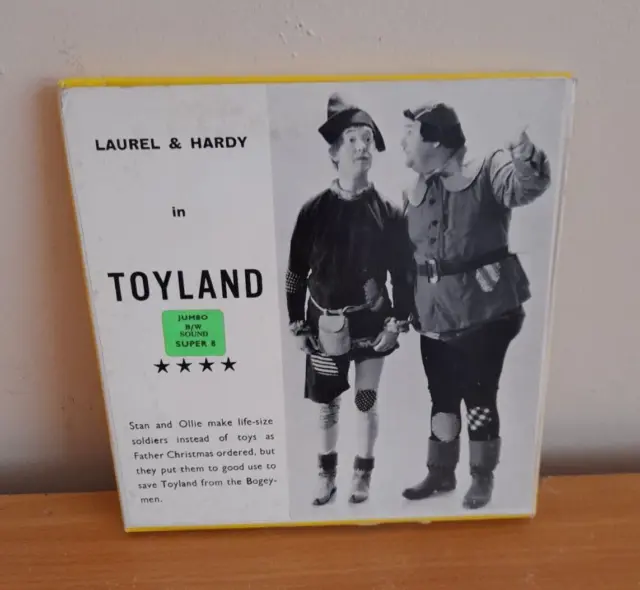 Babes in Toyland Laurel & Hardy SUPER 8 Film Jumbo  Black White with Sound
