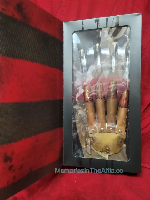 Trick or Treat Studios Freddy Krueger Deluxe Glove A Nightmare On Elm Street 2