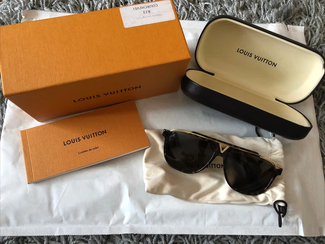 Louis Vuitton Men's Sunglasses-SG08 - Estock Mart