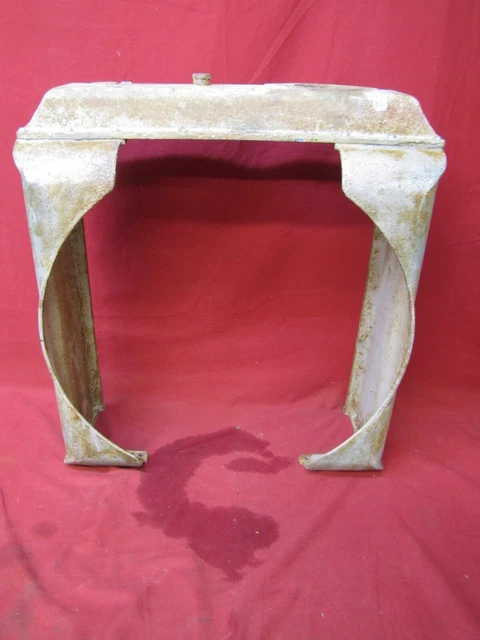 Vintage Antique 1919 Fordson Tractor Cast Iron Radiator Housing