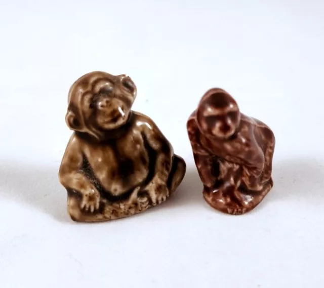 Set of 2 Wade Whimsies Porcelain Figurines Gorillas Sitting Wade England