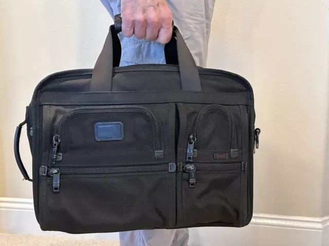 Tumi Nylon 2 Way Briefcase, Backpack, Laptop Case. Black. Vgc