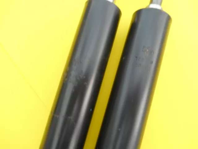 Vauxhall Cavalier MKII front shock absorbers pair 3