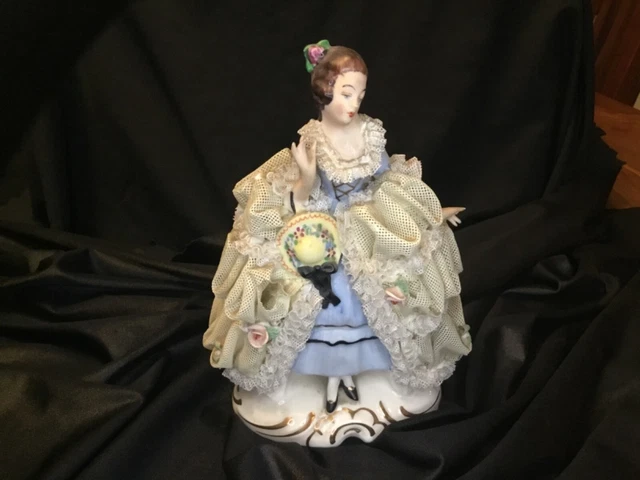 # porcelaine polychrome Allemande Dresden Saxes Meissen sitzendorf ...