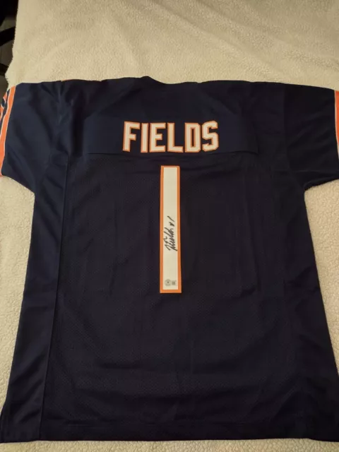 Justin Fields Signed Chicago Bears Jersey with Beckett COA, Sale! Sale!!