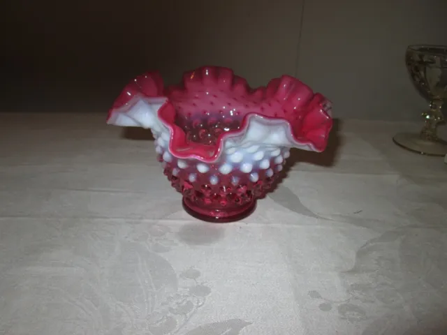 Vintage  Fenton CRANBERRY HOBNAIL Opalescent Glass Ruffled Top Rose Bowl/Vase