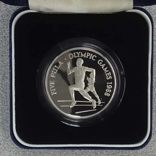 1988 Seoul Olympics Botswana Silver 5 Pula Runner Box & COA