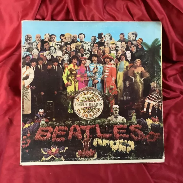 The Beatles  Sgt Peppers…vinyl 1967 MONO Pressing With Original Inserts MAS 2653