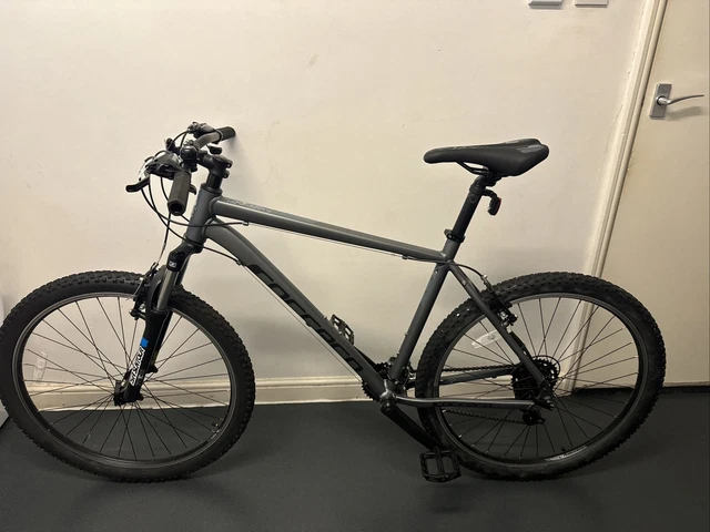 Carrera valour grey 2025