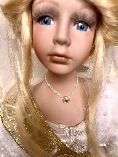 Porcelain Angel Doll  2009 #15617 New in box Heritage Signature Collection 4