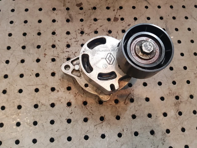 poulie galet tendeur courroies accessoire  8200347161 Renault megane 2 scenic 2