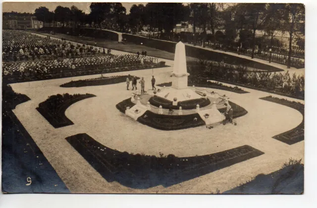 CHALONS SUR MARNE - Marne - CPA 51 - Militaires cimetiere Monument Cp Photo