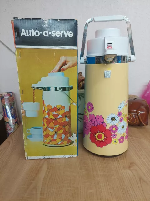 https://www.picclickimg.com/jDIAAOSwc2ZlBLps/Vintage-70s-Air-Pot-Pump-Liquid-Dispenser-Hot.webp