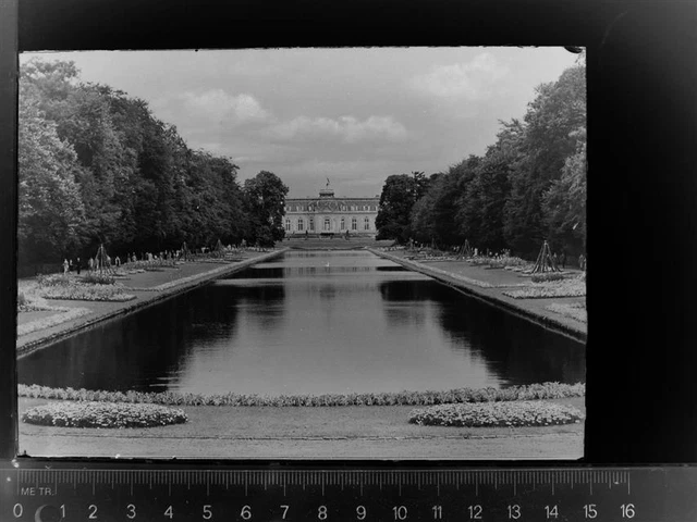 30028305 - 4000 Benrath Schloss Duesseldorf Stadtkreis