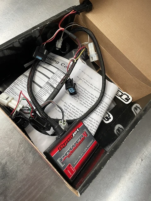 Triumph Daytona 675 Dynojet Power Commander V  PC5 Racing Race Track Day Bike