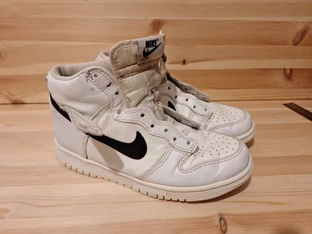 NIKE DUNK SB High Lux Sneakers Womens 5.5 Uk White And Black DB2179-108  2022 £15.00 - PicClick UK