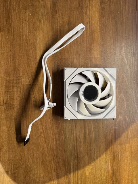 Lian Li UNI FAN TL Wireless LCD Lüfter, ARGB, PWM - Reverse Blade 120 Mm White