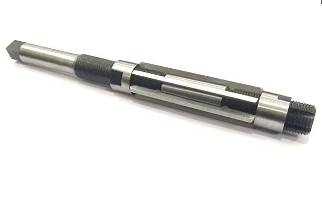 H14 Hand Reamer 1.11/32 - 1.1/2 (34-38mm) High Carbon Steel Blades