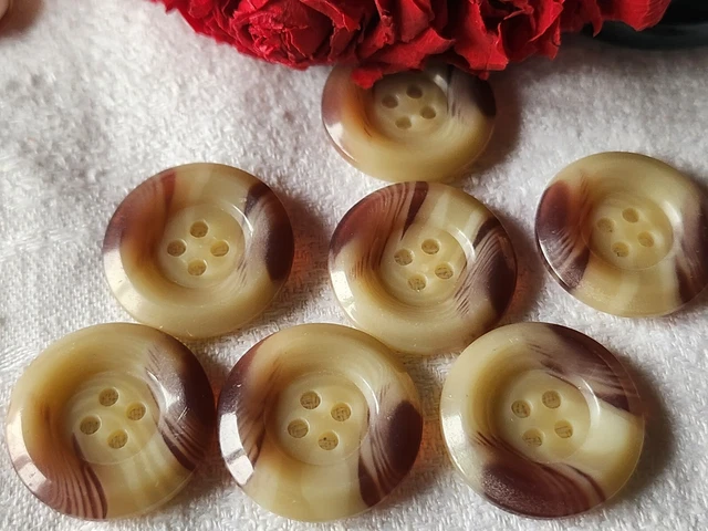 Lot De 7 Boutons Vintage Marron Effet Corne - Trou 2,2 Cm, Ref 940, Origine France, Occasion