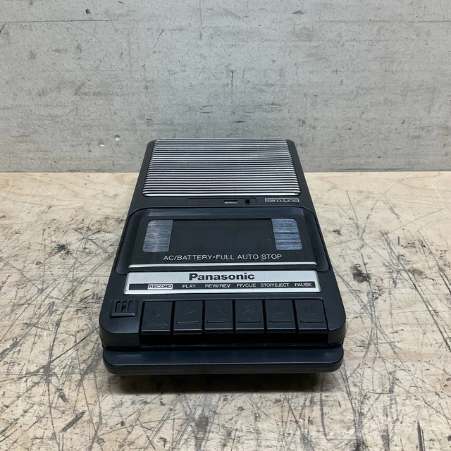 PANASONIC SLIM LINE Model RQ2102 Portable Cassette Player Recorder