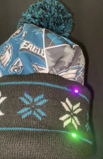 Philadelphia Eagles LED Flashing Light Up Cuffed Pom Beanie NWOT FOCO Brand