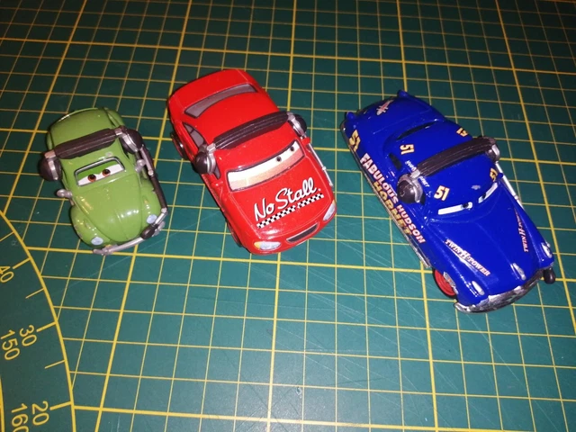 lot de  voitures cars disney pixar  mattel metal  d occasion