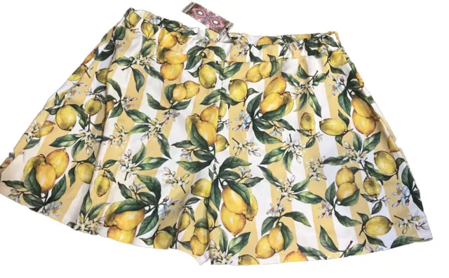 NWT Boohoo Women's Yellow Lemon Print Floppy Shorts Sz 18 NEW