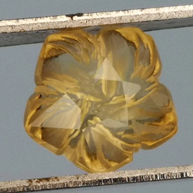 Citrine naturelle du Brésil - Fleur 1.95 Carat