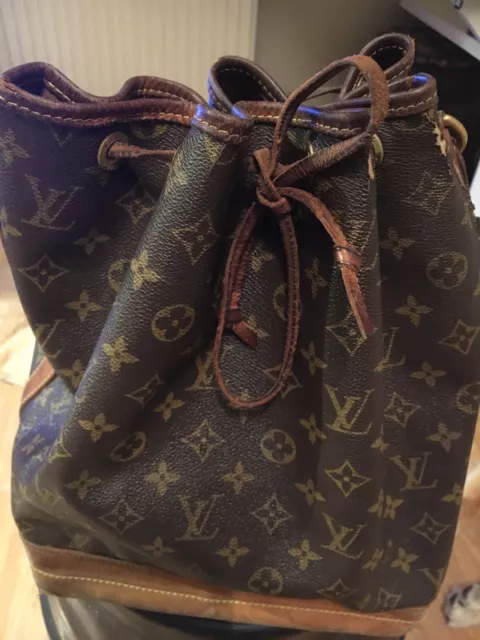 Louis Vuitton Borsa a spalla Saumur35 Vintage Revivaluxuryboutique Louis Vuitton Borsa a spalla Saumur35 Vintage louis vuitton gucci fendi ysl borse lusso usate #27 Louis Vuitton Borsa a spalla Saumur35 Vintage Revivaluxuryboutique Louis Vuitton Borsa a spalla Saumur35 Vintage louis vuitton gucci fendi ysl borse lusso usate