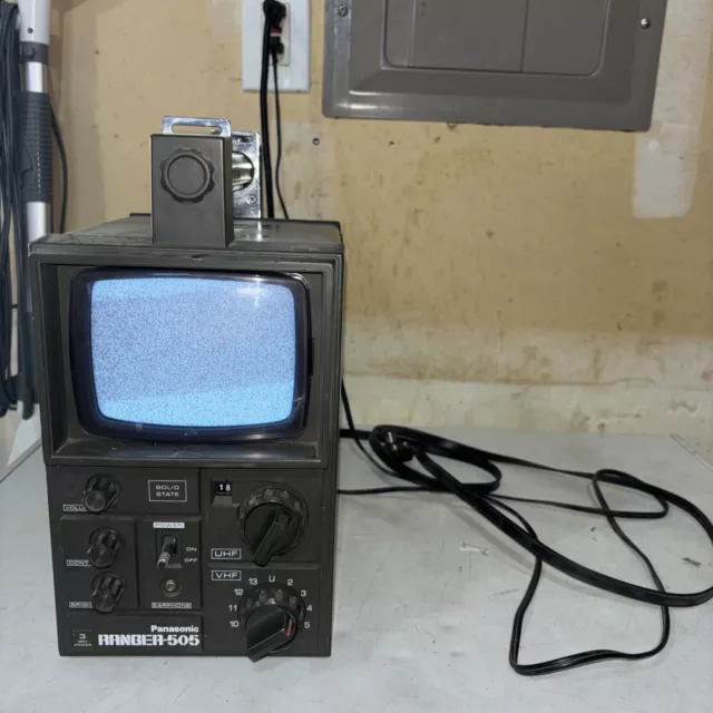 June 1976 PANASONIC RANGER 505 PORTABLE TV MILITARY GREEN TESTED AND WORKING