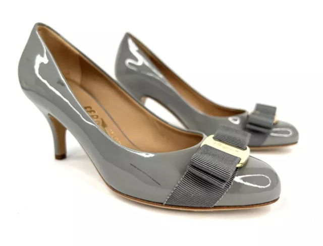 Salvatore Ferragamo Vara Carla 70mm Gray Patent Leather Bow Heel Pumps Size 4