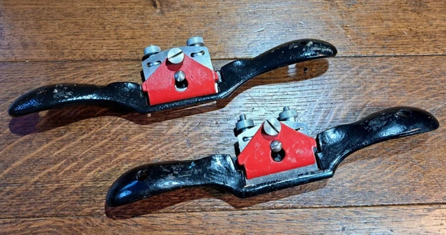2 Adjustable Stanley spoke shaves with round and flat soles.