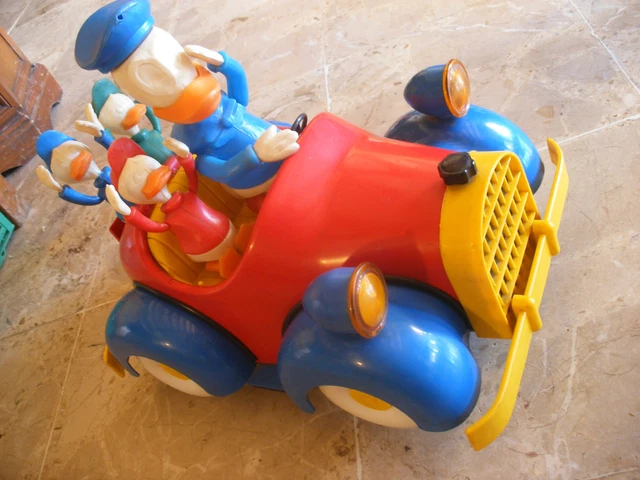 Voiture De Donald Duck à Piles - Wegatoys - Mickey Et Ses Amis - Occasion