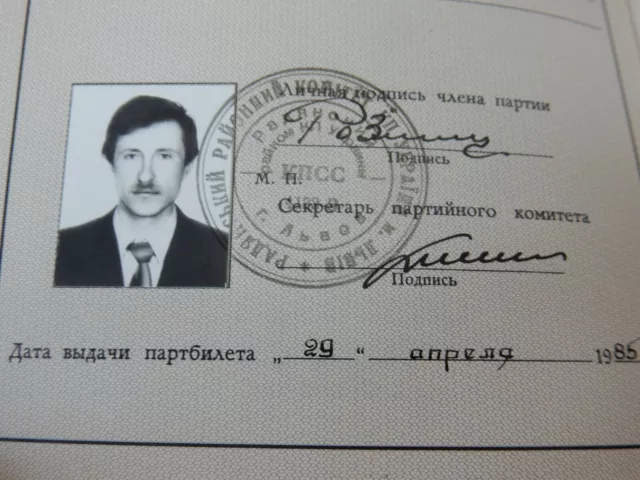 Soviet Communist Party Membership Book Registration Card USSR CCCP  ref 37