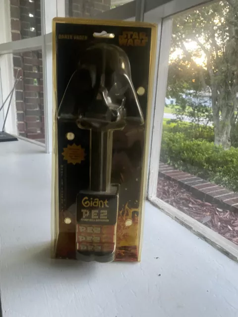 STAR WARS Giant PEZ DISPENSER CHOICE DARTH VADER NIP Over 12" Tall 2005