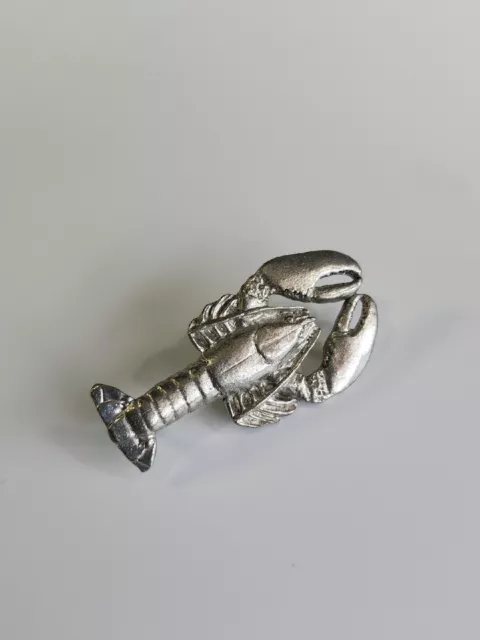 GG Harris Fine Pewter Lobster Lapel Pin 1995 Intricate Details Signed