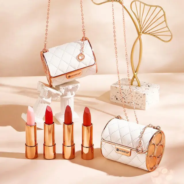 Matte Long-Lasting 4pcs Lipstick Set, Lip Sticks with Fashion Chain Bag 2023 New