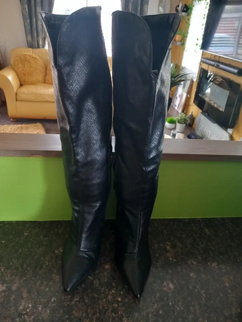 womens knee length boots uk
